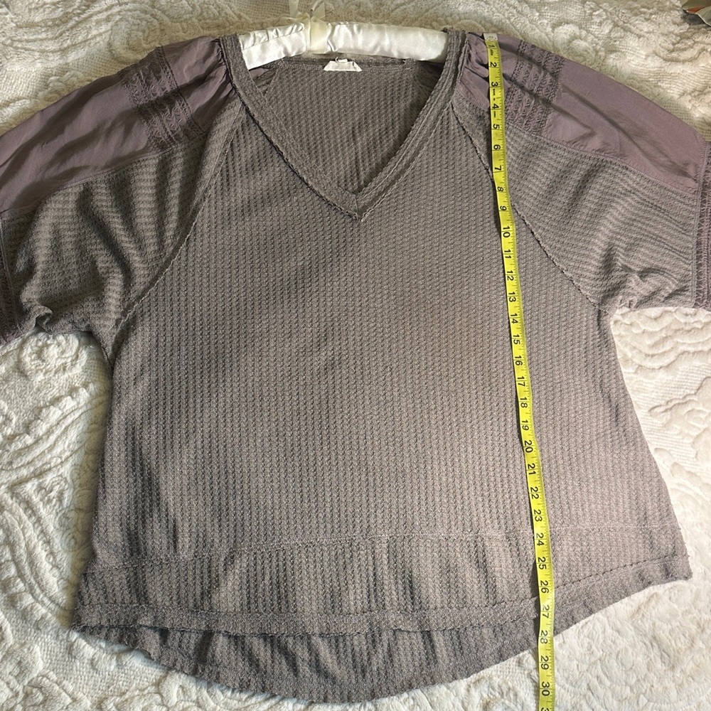in loom V-Neck top in Taupe brown sz L - Picture 9 of 13
